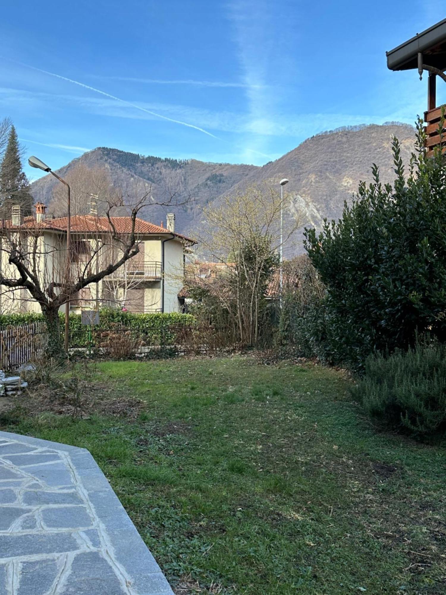 A Due Passi Dal Lago Canzo Εξωτερικό φωτογραφία